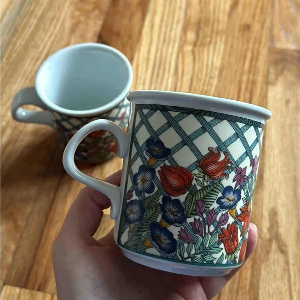 Dansk international designs porcelain floral mugs - Picture 2 of 4